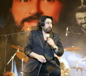 دانلود آهنگ شهرام شب پره تو هزاری شهرام شب پره تو هزاری