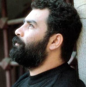 دانلود آهنگ احمد کایا Ayriligin Hediyesi احمد کایا Ayriligin Hediyesi