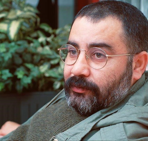 دانلود آهنگ احمد کایا Gecmiyor Gunler 1 احمد کایا Gecmiyor Gunler