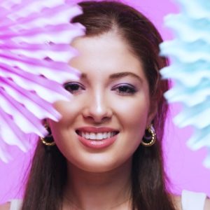 دانلود آهنگ دنیا دادرسان پر انرژی دنیا دادرسان پر انرژی