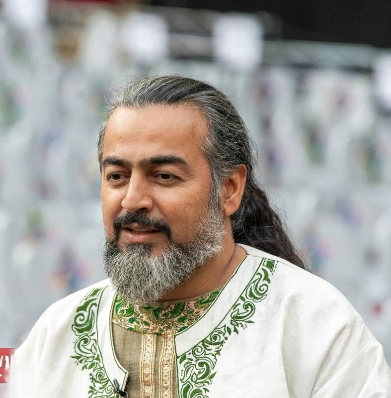 پرواز همای مجنون و شیدا